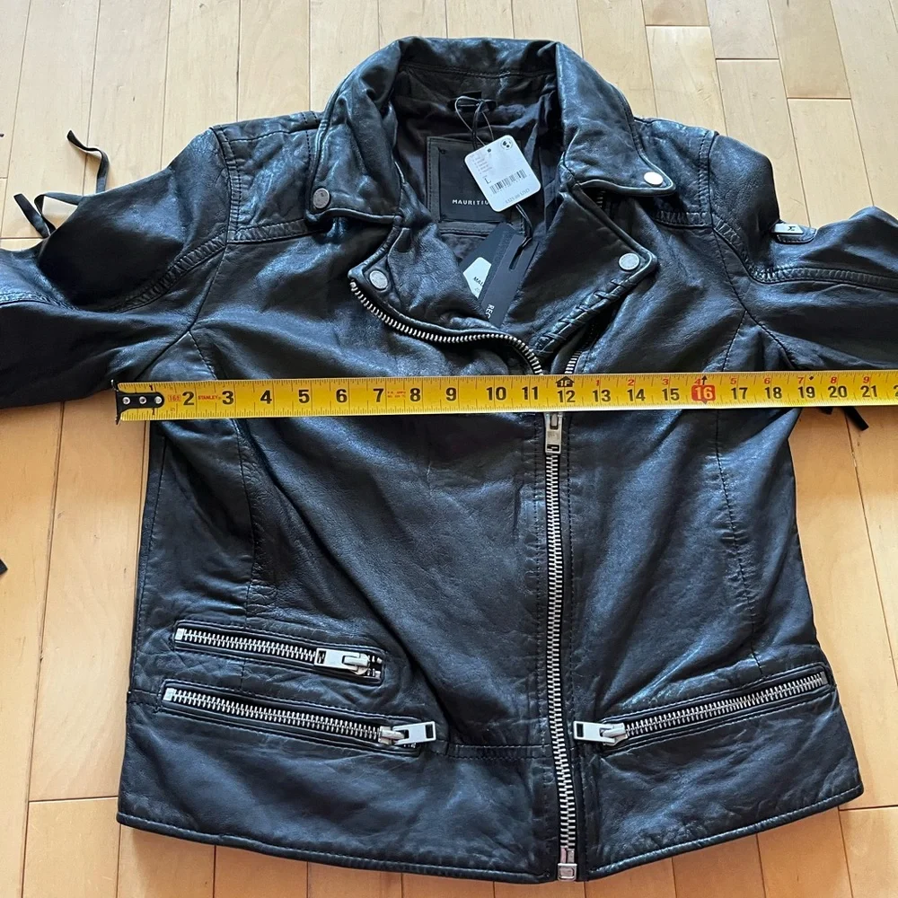 Mauritius (purchased online from Free People) Black Leather Zoey Fringe Jacket - Picture 11 of 14